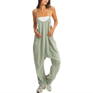 040.NWT DOUBLE ZERO BOHEMIAN BAGGY SOFT COTTON STRETCHY JUMPSUIT IN SAGE GREEN
